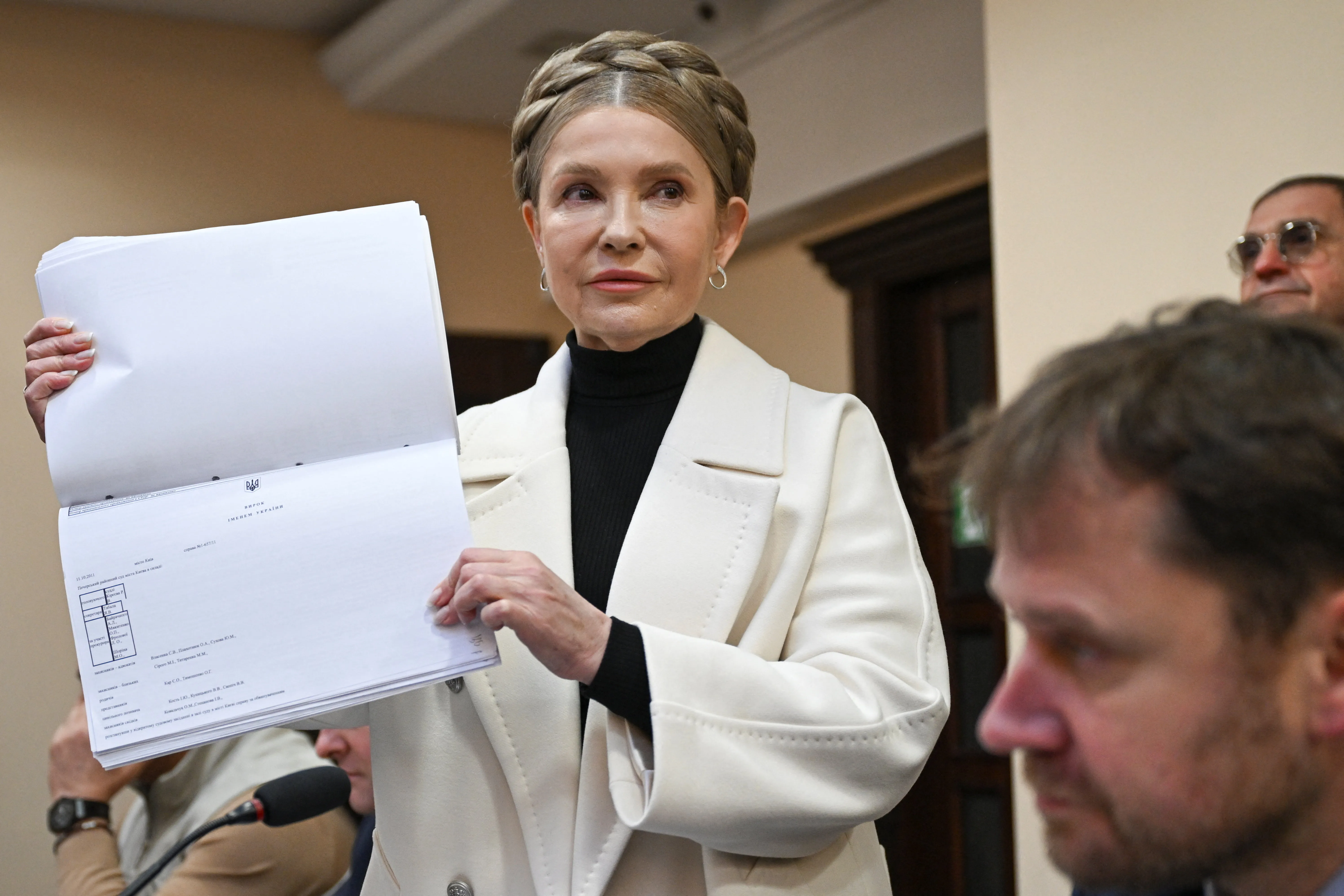 Ukrainian lawmaker and Batkivshchyna party leader Yulia Tymoshenko, who is a suspect in an investigation of the Anti-Corruption Bureau of Ukraine, attends a court hearing, amid Russia's attack on Ukraine, in Kyiv, Ukraine January 16, 2026. REUTERS/Viacheslav Ratynskyi